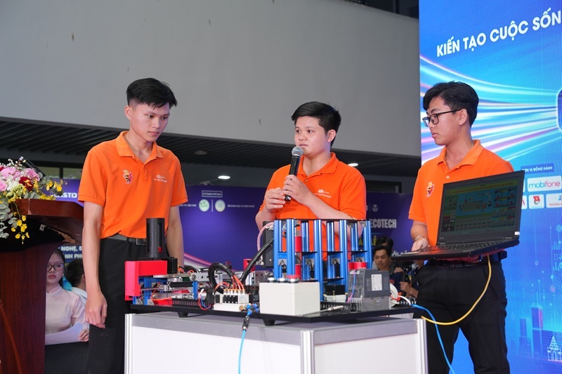 Chương trình Tech Showcase - Kiến tạo cuộc sống tương lai từ những ứng dụng thiết thực